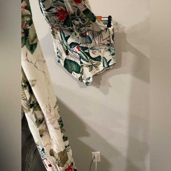 Fashionova Small Floral Romper - Picture 4 of 5